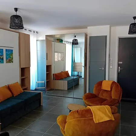 Confidence Urbaine - Coup De Coeur Pour Ce Joli ! Mae-3154 Apartment *